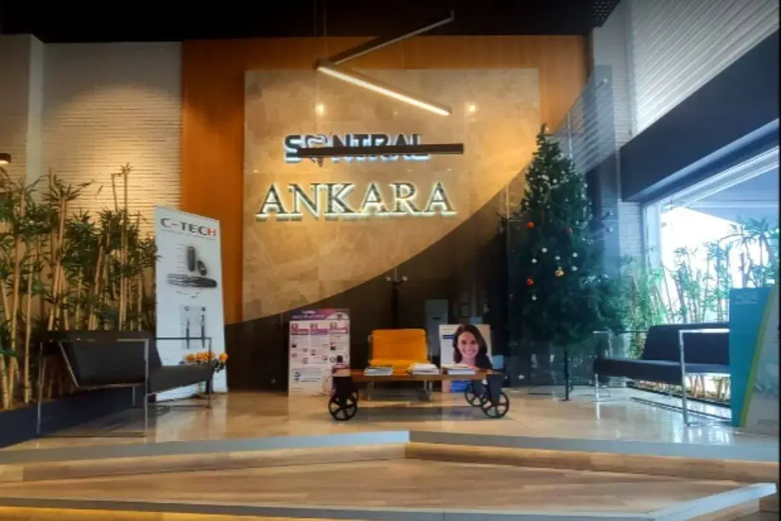 Santral Diş Merkezi asma tavan ve aydınlatması